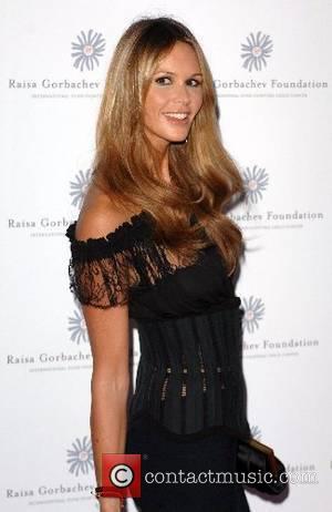 Hampton Court Palace, Elle Macpherson